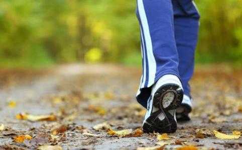 散步对健康的好处（散步对身体的好处并不大）